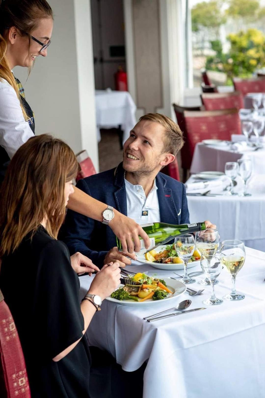 The Hannafore Point Hotel Лоо Екстер'єр фото